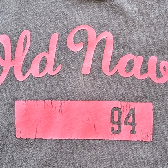 2/$15 🌼 Old Navy 94 Hoodie - Picture 4 of 8